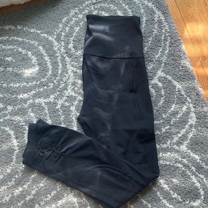 Lululemon cropped leggings